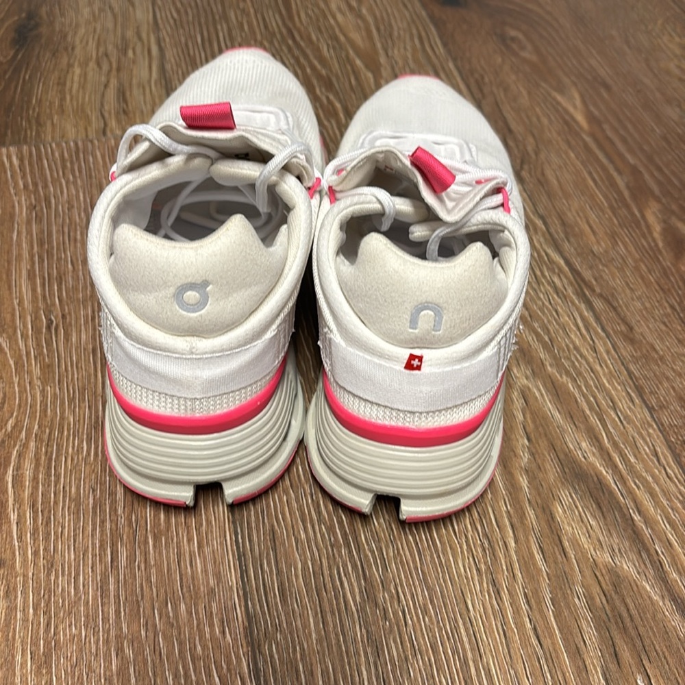 On Running White and Pink Sneakers with Cushioned Sole - Picture 3 of 6